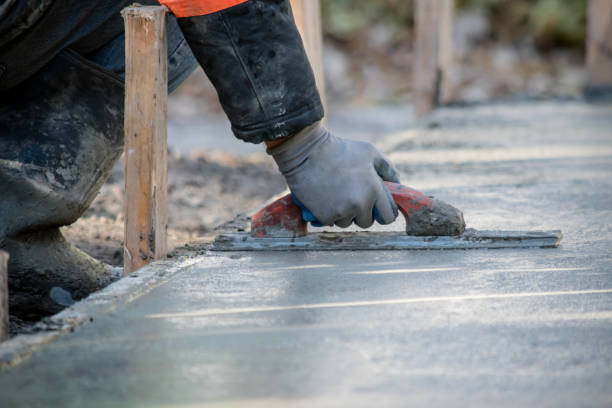 Best Commercial Concrete Services in Mont Belvieu, TX